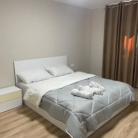 Apartment New Bazaar Tirana